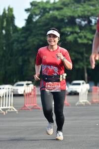 BIB: 0261, 
                            <button type="button" onclick="openModal(5148773)" class="btn btn-primary btn-sm float-right btn-popup" data-toggle="modal" data-target=".modal-high-quality">
                        <i class="fas fa-shopping-cart"></i> Add to Cart
                    </button>
                                            <button type="button" onclick="isThisMe(5148773, true)" class="btn btn-success btn-sm float-right btn-popup btn-isme hidden" data-toggle="tooltip" data-placement="bottom" title="นี่คือรูปของคุณใช่ไหม คลิกที่นี่เพื่อเอาเข้าอัลบั้ม">
                        <i class="fas fa-plus"></i> Add to album
                    </button>
                    <button type="button" onclick="isThisMe(5148773, false)" class="btn btn-warning btn-sm float-right btn-popup btn-isnotme hidden">
                        <i class="fas fa-ban"></i> Remove from album
                    </button>
