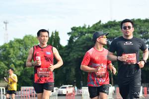 BIB: 0202, 0224, 0184
                            <button type="button" onclick="openModal(5205380)" class="btn btn-primary btn-sm float-right btn-popup" data-toggle="modal" data-target=".modal-high-quality">
                        <i class="fas fa-shopping-cart"></i> Add to Cart
                    </button>
                                            <button type="button" onclick="isThisMe(5205380, true)" class="btn btn-success btn-sm float-right btn-popup btn-isme hidden" data-toggle="tooltip" data-placement="bottom" title="นี่คือรูปของคุณใช่ไหม คลิกที่นี่เพื่อเอาเข้าอัลบั้ม">
                        <i class="fas fa-plus"></i> Add to album
                    </button>
                    <button type="button" onclick="isThisMe(5205380, false)" class="btn btn-warning btn-sm float-right btn-popup btn-isnotme hidden">
                        <i class="fas fa-ban"></i> Remove from album
                    </button>