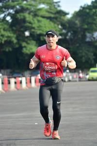 BIB: 0421, 
                            <button type="button" onclick="openModal(5204188)" class="btn btn-primary btn-sm float-right btn-popup" data-toggle="modal" data-target=".modal-high-quality">
                        <i class="fas fa-shopping-cart"></i> Add to Cart
                    </button>
                                            <button type="button" onclick="isThisMe(5204188, true)" class="btn btn-success btn-sm float-right btn-popup btn-isme hidden" data-toggle="tooltip" data-placement="bottom" title="นี่คือรูปของคุณใช่ไหม คลิกที่นี่เพื่อเอาเข้าอัลบั้ม">
                        <i class="fas fa-plus"></i> Add to album
                    </button>
                    <button type="button" onclick="isThisMe(5204188, false)" class="btn btn-warning btn-sm float-right btn-popup btn-isnotme hidden">
                        <i class="fas fa-ban"></i> Remove from album
                    </button>