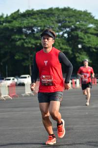 BIB: 0342
                            <button type="button" onclick="openModal(5204289)" class="btn btn-primary btn-sm float-right btn-popup" data-toggle="modal" data-target=".modal-high-quality">
                        <i class="fas fa-shopping-cart"></i> Add to Cart
                    </button>
                                            <button type="button" onclick="isThisMe(5204289, true)" class="btn btn-success btn-sm float-right btn-popup btn-isme hidden" data-toggle="tooltip" data-placement="bottom" title="นี่คือรูปของคุณใช่ไหม คลิกที่นี่เพื่อเอาเข้าอัลบั้ม">
                        <i class="fas fa-plus"></i> Add to album
                    </button>
                    <button type="button" onclick="isThisMe(5204289, false)" class="btn btn-warning btn-sm float-right btn-popup btn-isnotme hidden">
                        <i class="fas fa-ban"></i> Remove from album
                    </button>