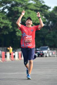 BIB: 0115
                            <button type="button" onclick="openModal(5152563)" class="btn btn-primary btn-sm float-right btn-popup" data-toggle="modal" data-target=".modal-high-quality">
                        <i class="fas fa-shopping-cart"></i> Add to Cart
                    </button>
                                            <button type="button" onclick="isThisMe(5152563, true)" class="btn btn-success btn-sm float-right btn-popup btn-isme hidden" data-toggle="tooltip" data-placement="bottom" title="นี่คือรูปของคุณใช่ไหม คลิกที่นี่เพื่อเอาเข้าอัลบั้ม">
                        <i class="fas fa-plus"></i> Add to album
                    </button>
                    <button type="button" onclick="isThisMe(5152563, false)" class="btn btn-warning btn-sm float-right btn-popup btn-isnotme hidden">
                        <i class="fas fa-ban"></i> Remove from album
                    </button>
