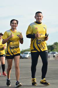 BIB: 0699, 0700, 260
                            <button type="button" onclick="openModal(5205033)" class="btn btn-primary btn-sm float-right btn-popup" data-toggle="modal" data-target=".modal-high-quality">
                        <i class="fas fa-shopping-cart"></i> Add to Cart
                    </button>
                                            <button type="button" onclick="isThisMe(5205033, true)" class="btn btn-success btn-sm float-right btn-popup btn-isme hidden" data-toggle="tooltip" data-placement="bottom" title="นี่คือรูปของคุณใช่ไหม คลิกที่นี่เพื่อเอาเข้าอัลบั้ม">
                        <i class="fas fa-plus"></i> Add to album
                    </button>
                    <button type="button" onclick="isThisMe(5205033, false)" class="btn btn-warning btn-sm float-right btn-popup btn-isnotme hidden">
                        <i class="fas fa-ban"></i> Remove from album
                    </button>
