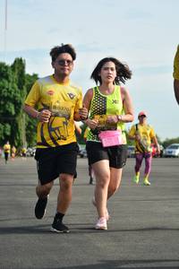 BIB: 0370
                            <button type="button" onclick="openModal(5205462)" class="btn btn-primary btn-sm float-right btn-popup" data-toggle="modal" data-target=".modal-high-quality">
                        <i class="fas fa-shopping-cart"></i> Add to Cart
                    </button>
                                            <button type="button" onclick="isThisMe(5205462, true)" class="btn btn-success btn-sm float-right btn-popup btn-isme hidden" data-toggle="tooltip" data-placement="bottom" title="นี่คือรูปของคุณใช่ไหม คลิกที่นี่เพื่อเอาเข้าอัลบั้ม">
                        <i class="fas fa-plus"></i> Add to album
                    </button>
                    <button type="button" onclick="isThisMe(5205462, false)" class="btn btn-warning btn-sm float-right btn-popup btn-isnotme hidden">
                        <i class="fas fa-ban"></i> Remove from album
                    </button>