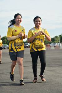 BIB: 0437, 0443
                            <button type="button" onclick="openModal(5204584)" class="btn btn-primary btn-sm float-right btn-popup" data-toggle="modal" data-target=".modal-high-quality">
                        <i class="fas fa-shopping-cart"></i> Add to Cart
                    </button>
                                            <button type="button" onclick="isThisMe(5204584, true)" class="btn btn-success btn-sm float-right btn-popup btn-isme hidden" data-toggle="tooltip" data-placement="bottom" title="นี่คือรูปของคุณใช่ไหม คลิกที่นี่เพื่อเอาเข้าอัลบั้ม">
                        <i class="fas fa-plus"></i> Add to album
                    </button>
                    <button type="button" onclick="isThisMe(5204584, false)" class="btn btn-warning btn-sm float-right btn-popup btn-isnotme hidden">
                        <i class="fas fa-ban"></i> Remove from album
                    </button>