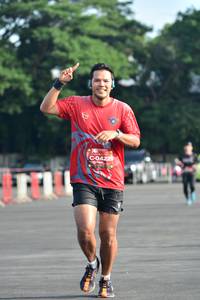 BIB: 0422
                            <button type="button" onclick="openModal(5204452)" class="btn btn-primary btn-sm float-right btn-popup" data-toggle="modal" data-target=".modal-high-quality">
                        <i class="fas fa-shopping-cart"></i> Add to Cart
                    </button>
                                            <button type="button" onclick="isThisMe(5204452, true)" class="btn btn-success btn-sm float-right btn-popup btn-isme hidden" data-toggle="tooltip" data-placement="bottom" title="นี่คือรูปของคุณใช่ไหม คลิกที่นี่เพื่อเอาเข้าอัลบั้ม">
                        <i class="fas fa-plus"></i> Add to album
                    </button>
                    <button type="button" onclick="isThisMe(5204452, false)" class="btn btn-warning btn-sm float-right btn-popup btn-isnotme hidden">
                        <i class="fas fa-ban"></i> Remove from album
                    </button>