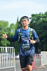 BIB: 0800
                            <button type="button" onclick="openModal(5157533)" class="btn btn-primary btn-sm float-right btn-popup" data-toggle="modal" data-target=".modal-high-quality">
                        <i class="fas fa-shopping-cart"></i> Add to Cart
                    </button>
                                            <button type="button" onclick="isThisMe(5157533, true)" class="btn btn-success btn-sm float-right btn-popup btn-isme hidden" data-toggle="tooltip" data-placement="bottom" title="นี่คือรูปของคุณใช่ไหม คลิกที่นี่เพื่อเอาเข้าอัลบั้ม">
                        <i class="fas fa-plus"></i> Add to album
                    </button>
                    <button type="button" onclick="isThisMe(5157533, false)" class="btn btn-warning btn-sm float-right btn-popup btn-isnotme hidden">
                        <i class="fas fa-ban"></i> Remove from album
                    </button>