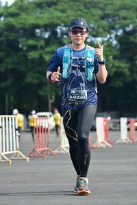 BIB: 0220
                            <button type="button" onclick="openModal(5162343)" class="btn btn-primary btn-sm float-right btn-popup" data-toggle="modal" data-target=".modal-high-quality">
                        <i class="fas fa-shopping-cart"></i> Add to Cart
                    </button>
                                            <button type="button" onclick="isThisMe(5162343, true)" class="btn btn-success btn-sm float-right btn-popup btn-isme hidden" data-toggle="tooltip" data-placement="bottom" title="นี่คือรูปของคุณใช่ไหม คลิกที่นี่เพื่อเอาเข้าอัลบั้ม">
                        <i class="fas fa-plus"></i> Add to album
                    </button>
                    <button type="button" onclick="isThisMe(5162343, false)" class="btn btn-warning btn-sm float-right btn-popup btn-isnotme hidden">
                        <i class="fas fa-ban"></i> Remove from album
                    </button>