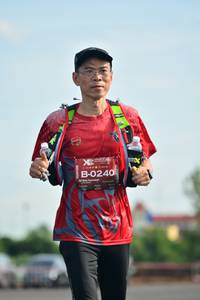 BIB: 0240, 
                            <button type="button" onclick="openModal(5159123)" class="btn btn-primary btn-sm float-right btn-popup" data-toggle="modal" data-target=".modal-high-quality">
                        <i class="fas fa-shopping-cart"></i> Add to Cart
                    </button>
                                            <button type="button" onclick="isThisMe(5159123, true)" class="btn btn-success btn-sm float-right btn-popup btn-isme hidden" data-toggle="tooltip" data-placement="bottom" title="นี่คือรูปของคุณใช่ไหม คลิกที่นี่เพื่อเอาเข้าอัลบั้ม">
                        <i class="fas fa-plus"></i> Add to album
                    </button>
                    <button type="button" onclick="isThisMe(5159123, false)" class="btn btn-warning btn-sm float-right btn-popup btn-isnotme hidden">
                        <i class="fas fa-ban"></i> Remove from album
                    </button>