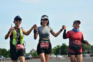 BIB: 0173, 0335, 0326
                            <button type="button" onclick="openModal(5159757)" class="btn btn-primary btn-sm float-right btn-popup" data-toggle="modal" data-target=".modal-high-quality">
                        <i class="fas fa-shopping-cart"></i> Add to Cart
                    </button>
                                            <button type="button" onclick="isThisMe(5159757, true)" class="btn btn-success btn-sm float-right btn-popup btn-isme hidden" data-toggle="tooltip" data-placement="bottom" title="นี่คือรูปของคุณใช่ไหม คลิกที่นี่เพื่อเอาเข้าอัลบั้ม">
                        <i class="fas fa-plus"></i> Add to album
                    </button>
                    <button type="button" onclick="isThisMe(5159757, false)" class="btn btn-warning btn-sm float-right btn-popup btn-isnotme hidden">
                        <i class="fas fa-ban"></i> Remove from album
                    </button>