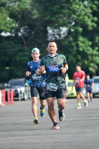 BIB: 0449, 570
                            <button type="button" onclick="openModal(5157990)" class="btn btn-primary btn-sm float-right btn-popup" data-toggle="modal" data-target=".modal-high-quality">
                        <i class="fas fa-shopping-cart"></i> Add to Cart
                    </button>
                                            <button type="button" onclick="isThisMe(5157990, true)" class="btn btn-success btn-sm float-right btn-popup btn-isme hidden" data-toggle="tooltip" data-placement="bottom" title="นี่คือรูปของคุณใช่ไหม คลิกที่นี่เพื่อเอาเข้าอัลบั้ม">
                        <i class="fas fa-plus"></i> Add to album
                    </button>
                    <button type="button" onclick="isThisMe(5157990, false)" class="btn btn-warning btn-sm float-right btn-popup btn-isnotme hidden">
                        <i class="fas fa-ban"></i> Remove from album
                    </button>