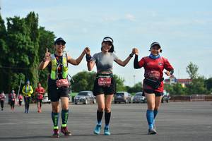 BIB: 0173, 0335, 0326
                            <button type="button" onclick="openModal(5159730)" class="btn btn-primary btn-sm float-right btn-popup" data-toggle="modal" data-target=".modal-high-quality">
                        <i class="fas fa-shopping-cart"></i> Add to Cart
                    </button>
                                            <button type="button" onclick="isThisMe(5159730, true)" class="btn btn-success btn-sm float-right btn-popup btn-isme hidden" data-toggle="tooltip" data-placement="bottom" title="นี่คือรูปของคุณใช่ไหม คลิกที่นี่เพื่อเอาเข้าอัลบั้ม">
                        <i class="fas fa-plus"></i> Add to album
                    </button>
                    <button type="button" onclick="isThisMe(5159730, false)" class="btn btn-warning btn-sm float-right btn-popup btn-isnotme hidden">
                        <i class="fas fa-ban"></i> Remove from album
                    </button>