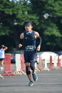 BIB: 1106
                            <button type="button" onclick="openModal(5158548)" class="btn btn-primary btn-sm float-right btn-popup" data-toggle="modal" data-target=".modal-high-quality">
                        <i class="fas fa-shopping-cart"></i> Add to Cart
                    </button>
                                            <button type="button" onclick="isThisMe(5158548, true)" class="btn btn-success btn-sm float-right btn-popup btn-isme hidden" data-toggle="tooltip" data-placement="bottom" title="นี่คือรูปของคุณใช่ไหม คลิกที่นี่เพื่อเอาเข้าอัลบั้ม">
                        <i class="fas fa-plus"></i> Add to album
                    </button>
                    <button type="button" onclick="isThisMe(5158548, false)" class="btn btn-warning btn-sm float-right btn-popup btn-isnotme hidden">
                        <i class="fas fa-ban"></i> Remove from album
                    </button>