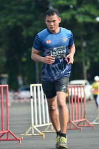 BIB: 0760
                            <button type="button" onclick="openModal(5160141)" class="btn btn-primary btn-sm float-right btn-popup" data-toggle="modal" data-target=".modal-high-quality">
                        <i class="fas fa-shopping-cart"></i> Add to Cart
                    </button>
                                            <button type="button" onclick="isThisMe(5160141, true)" class="btn btn-success btn-sm float-right btn-popup btn-isme hidden" data-toggle="tooltip" data-placement="bottom" title="นี่คือรูปของคุณใช่ไหม คลิกที่นี่เพื่อเอาเข้าอัลบั้ม">
                        <i class="fas fa-plus"></i> Add to album
                    </button>
                    <button type="button" onclick="isThisMe(5160141, false)" class="btn btn-warning btn-sm float-right btn-popup btn-isnotme hidden">
                        <i class="fas fa-ban"></i> Remove from album
                    </button>