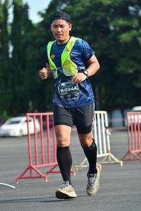 BIB: 0344
                            <button type="button" onclick="openModal(5155565)" class="btn btn-primary btn-sm float-right btn-popup" data-toggle="modal" data-target=".modal-high-quality">
                        <i class="fas fa-shopping-cart"></i> Add to Cart
                    </button>
                                            <button type="button" onclick="isThisMe(5155565, true)" class="btn btn-success btn-sm float-right btn-popup btn-isme hidden" data-toggle="tooltip" data-placement="bottom" title="นี่คือรูปของคุณใช่ไหม คลิกที่นี่เพื่อเอาเข้าอัลบั้ม">
                        <i class="fas fa-plus"></i> Add to album
                    </button>
                    <button type="button" onclick="isThisMe(5155565, false)" class="btn btn-warning btn-sm float-right btn-popup btn-isnotme hidden">
                        <i class="fas fa-ban"></i> Remove from album
                    </button>
