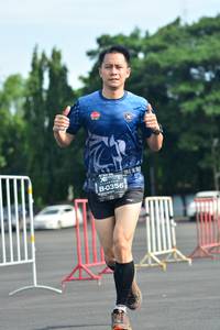 BIB: 0356
                            <button type="button" onclick="openModal(5159386)" class="btn btn-primary btn-sm float-right btn-popup" data-toggle="modal" data-target=".modal-high-quality">
                        <i class="fas fa-shopping-cart"></i> Add to Cart
                    </button>
                                            <button type="button" onclick="isThisMe(5159386, true)" class="btn btn-success btn-sm float-right btn-popup btn-isme hidden" data-toggle="tooltip" data-placement="bottom" title="นี่คือรูปของคุณใช่ไหม คลิกที่นี่เพื่อเอาเข้าอัลบั้ม">
                        <i class="fas fa-plus"></i> Add to album
                    </button>
                    <button type="button" onclick="isThisMe(5159386, false)" class="btn btn-warning btn-sm float-right btn-popup btn-isnotme hidden">
                        <i class="fas fa-ban"></i> Remove from album
                    </button>