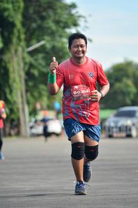 BIB: 0364
                            <button type="button" onclick="openModal(5159084)" class="btn btn-primary btn-sm float-right btn-popup" data-toggle="modal" data-target=".modal-high-quality">
                        <i class="fas fa-shopping-cart"></i> Add to Cart
                    </button>
                                            <button type="button" onclick="isThisMe(5159084, true)" class="btn btn-success btn-sm float-right btn-popup btn-isme hidden" data-toggle="tooltip" data-placement="bottom" title="นี่คือรูปของคุณใช่ไหม คลิกที่นี่เพื่อเอาเข้าอัลบั้ม">
                        <i class="fas fa-plus"></i> Add to album
                    </button>
                    <button type="button" onclick="isThisMe(5159084, false)" class="btn btn-warning btn-sm float-right btn-popup btn-isnotme hidden">
                        <i class="fas fa-ban"></i> Remove from album
                    </button>