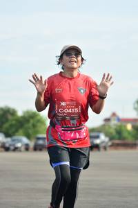 BIB: 0415
                            <button type="button" onclick="openModal(5155838)" class="btn btn-primary btn-sm float-right btn-popup" data-toggle="modal" data-target=".modal-high-quality">
                        <i class="fas fa-shopping-cart"></i> Add to Cart
                    </button>
                                            <button type="button" onclick="isThisMe(5155838, true)" class="btn btn-success btn-sm float-right btn-popup btn-isme hidden" data-toggle="tooltip" data-placement="bottom" title="นี่คือรูปของคุณใช่ไหม คลิกที่นี่เพื่อเอาเข้าอัลบั้ม">
                        <i class="fas fa-plus"></i> Add to album
                    </button>
                    <button type="button" onclick="isThisMe(5155838, false)" class="btn btn-warning btn-sm float-right btn-popup btn-isnotme hidden">
                        <i class="fas fa-ban"></i> Remove from album
                    </button>