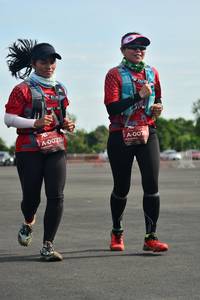 BIB: 0075, 0076
                            <button type="button" onclick="openModal(5159923)" class="btn btn-primary btn-sm float-right btn-popup" data-toggle="modal" data-target=".modal-high-quality">
                        <i class="fas fa-shopping-cart"></i> Add to Cart
                    </button>
                                            <button type="button" onclick="isThisMe(5159923, true)" class="btn btn-success btn-sm float-right btn-popup btn-isme hidden" data-toggle="tooltip" data-placement="bottom" title="นี่คือรูปของคุณใช่ไหม คลิกที่นี่เพื่อเอาเข้าอัลบั้ม">
                        <i class="fas fa-plus"></i> Add to album
                    </button>
                    <button type="button" onclick="isThisMe(5159923, false)" class="btn btn-warning btn-sm float-right btn-popup btn-isnotme hidden">
                        <i class="fas fa-ban"></i> Remove from album
                    </button>