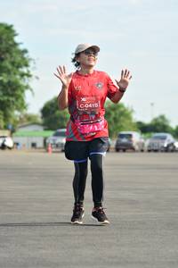 BIB: 0415
                            <button type="button" onclick="openModal(5155844)" class="btn btn-primary btn-sm float-right btn-popup" data-toggle="modal" data-target=".modal-high-quality">
                        <i class="fas fa-shopping-cart"></i> Add to Cart
                    </button>
                                            <button type="button" onclick="isThisMe(5155844, true)" class="btn btn-success btn-sm float-right btn-popup btn-isme hidden" data-toggle="tooltip" data-placement="bottom" title="นี่คือรูปของคุณใช่ไหม คลิกที่นี่เพื่อเอาเข้าอัลบั้ม">
                        <i class="fas fa-plus"></i> Add to album
                    </button>
                    <button type="button" onclick="isThisMe(5155844, false)" class="btn btn-warning btn-sm float-right btn-popup btn-isnotme hidden">
                        <i class="fas fa-ban"></i> Remove from album
                    </button>