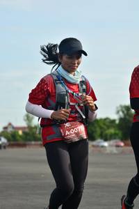 BIB: 0075
                            <button type="button" onclick="openModal(5159909)" class="btn btn-primary btn-sm float-right btn-popup" data-toggle="modal" data-target=".modal-high-quality">
                        <i class="fas fa-shopping-cart"></i> Add to Cart
                    </button>
                                            <button type="button" onclick="isThisMe(5159909, true)" class="btn btn-success btn-sm float-right btn-popup btn-isme hidden" data-toggle="tooltip" data-placement="bottom" title="นี่คือรูปของคุณใช่ไหม คลิกที่นี่เพื่อเอาเข้าอัลบั้ม">
                        <i class="fas fa-plus"></i> Add to album
                    </button>
                    <button type="button" onclick="isThisMe(5159909, false)" class="btn btn-warning btn-sm float-right btn-popup btn-isnotme hidden">
                        <i class="fas fa-ban"></i> Remove from album
                    </button>