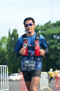 BIB: 1072, 
                            <button type="button" onclick="openModal(5162491)" class="btn btn-primary btn-sm float-right btn-popup" data-toggle="modal" data-target=".modal-high-quality">
                        <i class="fas fa-shopping-cart"></i> Add to Cart
                    </button>
                                            <button type="button" onclick="isThisMe(5162491, true)" class="btn btn-success btn-sm float-right btn-popup btn-isme hidden" data-toggle="tooltip" data-placement="bottom" title="นี่คือรูปของคุณใช่ไหม คลิกที่นี่เพื่อเอาเข้าอัลบั้ม">
                        <i class="fas fa-plus"></i> Add to album
                    </button>
                    <button type="button" onclick="isThisMe(5162491, false)" class="btn btn-warning btn-sm float-right btn-popup btn-isnotme hidden">
                        <i class="fas fa-ban"></i> Remove from album
                    </button>