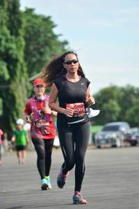 BIB: 0137
                            <button type="button" onclick="openModal(5158096)" class="btn btn-primary btn-sm float-right btn-popup" data-toggle="modal" data-target=".modal-high-quality">
                        <i class="fas fa-shopping-cart"></i> Add to Cart
                    </button>
                                            <button type="button" onclick="isThisMe(5158096, true)" class="btn btn-success btn-sm float-right btn-popup btn-isme hidden" data-toggle="tooltip" data-placement="bottom" title="นี่คือรูปของคุณใช่ไหม คลิกที่นี่เพื่อเอาเข้าอัลบั้ม">
                        <i class="fas fa-plus"></i> Add to album
                    </button>
                    <button type="button" onclick="isThisMe(5158096, false)" class="btn btn-warning btn-sm float-right btn-popup btn-isnotme hidden">
                        <i class="fas fa-ban"></i> Remove from album
                    </button>