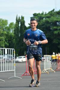 BIB: 1082
                            <button type="button" onclick="openModal(5162496)" class="btn btn-primary btn-sm float-right btn-popup" data-toggle="modal" data-target=".modal-high-quality">
                        <i class="fas fa-shopping-cart"></i> Add to Cart
                    </button>
                                            <button type="button" onclick="isThisMe(5162496, true)" class="btn btn-success btn-sm float-right btn-popup btn-isme hidden" data-toggle="tooltip" data-placement="bottom" title="นี่คือรูปของคุณใช่ไหม คลิกที่นี่เพื่อเอาเข้าอัลบั้ม">
                        <i class="fas fa-plus"></i> Add to album
                    </button>
                    <button type="button" onclick="isThisMe(5162496, false)" class="btn btn-warning btn-sm float-right btn-popup btn-isnotme hidden">
                        <i class="fas fa-ban"></i> Remove from album
                    </button>