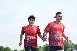 BIB: 0218, 0216
                            <button type="button" onclick="openModal(5154297)" class="btn btn-primary btn-sm float-right btn-popup" data-toggle="modal" data-target=".modal-high-quality">
                        <i class="fas fa-shopping-cart"></i> Add to Cart
                    </button>
                                            <button type="button" onclick="isThisMe(5154297, true)" class="btn btn-success btn-sm float-right btn-popup btn-isme hidden" data-toggle="tooltip" data-placement="bottom" title="นี่คือรูปของคุณใช่ไหม คลิกที่นี่เพื่อเอาเข้าอัลบั้ม">
                        <i class="fas fa-plus"></i> Add to album
                    </button>
                    <button type="button" onclick="isThisMe(5154297, false)" class="btn btn-warning btn-sm float-right btn-popup btn-isnotme hidden">
                        <i class="fas fa-ban"></i> Remove from album
                    </button>