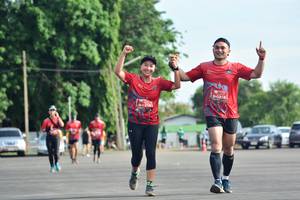 BIB: 0218, 0216
                            <button type="button" onclick="openModal(5154279)" class="btn btn-primary btn-sm float-right btn-popup" data-toggle="modal" data-target=".modal-high-quality">
                        <i class="fas fa-shopping-cart"></i> Add to Cart
                    </button>
                                            <button type="button" onclick="isThisMe(5154279, true)" class="btn btn-success btn-sm float-right btn-popup btn-isme hidden" data-toggle="tooltip" data-placement="bottom" title="นี่คือรูปของคุณใช่ไหม คลิกที่นี่เพื่อเอาเข้าอัลบั้ม">
                        <i class="fas fa-plus"></i> Add to album
                    </button>
                    <button type="button" onclick="isThisMe(5154279, false)" class="btn btn-warning btn-sm float-right btn-popup btn-isnotme hidden">
                        <i class="fas fa-ban"></i> Remove from album
                    </button>
