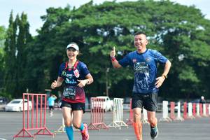 BIB: 06907, 0749
                            <button type="button" onclick="openModal(5156229)" class="btn btn-primary btn-sm float-right btn-popup" data-toggle="modal" data-target=".modal-high-quality">
                        <i class="fas fa-shopping-cart"></i> Add to Cart
                    </button>
                                            <button type="button" onclick="isThisMe(5156229, true)" class="btn btn-success btn-sm float-right btn-popup btn-isme hidden" data-toggle="tooltip" data-placement="bottom" title="นี่คือรูปของคุณใช่ไหม คลิกที่นี่เพื่อเอาเข้าอัลบั้ม">
                        <i class="fas fa-plus"></i> Add to album
                    </button>
                    <button type="button" onclick="isThisMe(5156229, false)" class="btn btn-warning btn-sm float-right btn-popup btn-isnotme hidden">
                        <i class="fas fa-ban"></i> Remove from album
                    </button>