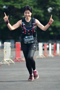 BIB: 0430
                            <button type="button" onclick="openModal(5169254)" class="btn btn-primary btn-sm float-right btn-popup" data-toggle="modal" data-target=".modal-high-quality">
                        <i class="fas fa-shopping-cart"></i> Add to Cart
                    </button>
                                            <button type="button" onclick="isThisMe(5169254, true)" class="btn btn-success btn-sm float-right btn-popup btn-isme hidden" data-toggle="tooltip" data-placement="bottom" title="นี่คือรูปของคุณใช่ไหม คลิกที่นี่เพื่อเอาเข้าอัลบั้ม">
                        <i class="fas fa-plus"></i> Add to album
                    </button>
                    <button type="button" onclick="isThisMe(5169254, false)" class="btn btn-warning btn-sm float-right btn-popup btn-isnotme hidden">
                        <i class="fas fa-ban"></i> Remove from album
                    </button>