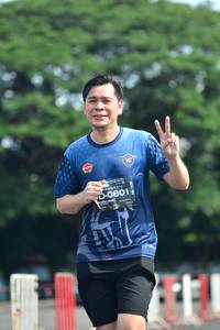 BIB: 0801
                            <button type="button" onclick="openModal(5171244)" class="btn btn-primary btn-sm float-right btn-popup" data-toggle="modal" data-target=".modal-high-quality">
                        <i class="fas fa-shopping-cart"></i> Add to Cart
                    </button>
                                            <button type="button" onclick="isThisMe(5171244, true)" class="btn btn-success btn-sm float-right btn-popup btn-isme hidden" data-toggle="tooltip" data-placement="bottom" title="นี่คือรูปของคุณใช่ไหม คลิกที่นี่เพื่อเอาเข้าอัลบั้ม">
                        <i class="fas fa-plus"></i> Add to album
                    </button>
                    <button type="button" onclick="isThisMe(5171244, false)" class="btn btn-warning btn-sm float-right btn-popup btn-isnotme hidden">
                        <i class="fas fa-ban"></i> Remove from album
                    </button>