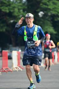 BIB: 0822
                            <button type="button" onclick="openModal(5169987)" class="btn btn-primary btn-sm float-right btn-popup" data-toggle="modal" data-target=".modal-high-quality">
                        <i class="fas fa-shopping-cart"></i> Add to Cart
                    </button>
                                            <button type="button" onclick="isThisMe(5169987, true)" class="btn btn-success btn-sm float-right btn-popup btn-isme hidden" data-toggle="tooltip" data-placement="bottom" title="นี่คือรูปของคุณใช่ไหม คลิกที่นี่เพื่อเอาเข้าอัลบั้ม">
                        <i class="fas fa-plus"></i> Add to album
                    </button>
                    <button type="button" onclick="isThisMe(5169987, false)" class="btn btn-warning btn-sm float-right btn-popup btn-isnotme hidden">
                        <i class="fas fa-ban"></i> Remove from album
                    </button>