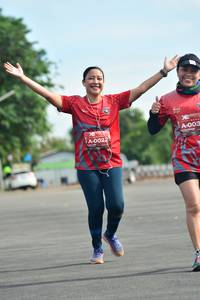 BIB: 003, 0022
                            <button type="button" onclick="openModal(5165934)" class="btn btn-primary btn-sm float-right btn-popup" data-toggle="modal" data-target=".modal-high-quality">
                        <i class="fas fa-shopping-cart"></i> Add to Cart
                    </button>
                                            <button type="button" onclick="isThisMe(5165934, true)" class="btn btn-success btn-sm float-right btn-popup btn-isme hidden" data-toggle="tooltip" data-placement="bottom" title="นี่คือรูปของคุณใช่ไหม คลิกที่นี่เพื่อเอาเข้าอัลบั้ม">
                        <i class="fas fa-plus"></i> Add to album
                    </button>
                    <button type="button" onclick="isThisMe(5165934, false)" class="btn btn-warning btn-sm float-right btn-popup btn-isnotme hidden">
                        <i class="fas fa-ban"></i> Remove from album
                    </button>