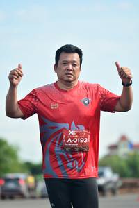 BIB: 0193
                            <button type="button" onclick="openModal(5164905)" class="btn btn-primary btn-sm float-right btn-popup" data-toggle="modal" data-target=".modal-high-quality">
                        <i class="fas fa-shopping-cart"></i> Add to Cart
                    </button>
                                            <button type="button" onclick="isThisMe(5164905, true)" class="btn btn-success btn-sm float-right btn-popup btn-isme hidden" data-toggle="tooltip" data-placement="bottom" title="นี่คือรูปของคุณใช่ไหม คลิกที่นี่เพื่อเอาเข้าอัลบั้ม">
                        <i class="fas fa-plus"></i> Add to album
                    </button>
                    <button type="button" onclick="isThisMe(5164905, false)" class="btn btn-warning btn-sm float-right btn-popup btn-isnotme hidden">
                        <i class="fas fa-ban"></i> Remove from album
                    </button>