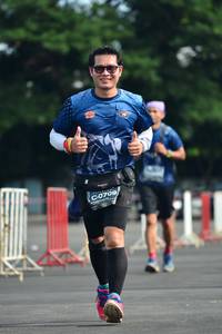 BIB: 0709
                            <button type="button" onclick="openModal(5165678)" class="btn btn-primary btn-sm float-right btn-popup" data-toggle="modal" data-target=".modal-high-quality">
                        <i class="fas fa-shopping-cart"></i> Add to Cart
                    </button>
                                            <button type="button" onclick="isThisMe(5165678, true)" class="btn btn-success btn-sm float-right btn-popup btn-isme hidden" data-toggle="tooltip" data-placement="bottom" title="นี่คือรูปของคุณใช่ไหม คลิกที่นี่เพื่อเอาเข้าอัลบั้ม">
                        <i class="fas fa-plus"></i> Add to album
                    </button>
                    <button type="button" onclick="isThisMe(5165678, false)" class="btn btn-warning btn-sm float-right btn-popup btn-isnotme hidden">
                        <i class="fas fa-ban"></i> Remove from album
                    </button>