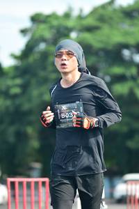 BIB: 
                            <button type="button" onclick="openModal(5170901)" class="btn btn-primary btn-sm float-right btn-popup" data-toggle="modal" data-target=".modal-high-quality">
                        <i class="fas fa-shopping-cart"></i> Add to Cart
                    </button>
                                            <button type="button" onclick="isThisMe(5170901, true)" class="btn btn-success btn-sm float-right btn-popup btn-isme hidden" data-toggle="tooltip" data-placement="bottom" title="นี่คือรูปของคุณใช่ไหม คลิกที่นี่เพื่อเอาเข้าอัลบั้ม">
                        <i class="fas fa-plus"></i> Add to album
                    </button>
                    <button type="button" onclick="isThisMe(5170901, false)" class="btn btn-warning btn-sm float-right btn-popup btn-isnotme hidden">
                        <i class="fas fa-ban"></i> Remove from album
                    </button>