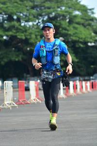 BIB: 0535
                            <button type="button" onclick="openModal(5166830)" class="btn btn-primary btn-sm float-right btn-popup" data-toggle="modal" data-target=".modal-high-quality">
                        <i class="fas fa-shopping-cart"></i> Add to Cart
                    </button>
                                            <button type="button" onclick="isThisMe(5166830, true)" class="btn btn-success btn-sm float-right btn-popup btn-isme hidden" data-toggle="tooltip" data-placement="bottom" title="นี่คือรูปของคุณใช่ไหม คลิกที่นี่เพื่อเอาเข้าอัลบั้ม">
                        <i class="fas fa-plus"></i> Add to album
                    </button>
                    <button type="button" onclick="isThisMe(5166830, false)" class="btn btn-warning btn-sm float-right btn-popup btn-isnotme hidden">
                        <i class="fas fa-ban"></i> Remove from album
                    </button>