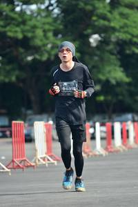 BIB: 0319
                            <button type="button" onclick="openModal(5170883)" class="btn btn-primary btn-sm float-right btn-popup" data-toggle="modal" data-target=".modal-high-quality">
                        <i class="fas fa-shopping-cart"></i> Add to Cart
                    </button>
                                            <button type="button" onclick="isThisMe(5170883, true)" class="btn btn-success btn-sm float-right btn-popup btn-isme hidden" data-toggle="tooltip" data-placement="bottom" title="นี่คือรูปของคุณใช่ไหม คลิกที่นี่เพื่อเอาเข้าอัลบั้ม">
                        <i class="fas fa-plus"></i> Add to album
                    </button>
                    <button type="button" onclick="isThisMe(5170883, false)" class="btn btn-warning btn-sm float-right btn-popup btn-isnotme hidden">
                        <i class="fas fa-ban"></i> Remove from album
                    </button>