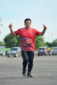 BIB: 0193
                            <button type="button" onclick="openModal(5164883)" class="btn btn-primary btn-sm float-right btn-popup" data-toggle="modal" data-target=".modal-high-quality">
                        <i class="fas fa-shopping-cart"></i> Add to Cart
                    </button>
                                            <button type="button" onclick="isThisMe(5164883, true)" class="btn btn-success btn-sm float-right btn-popup btn-isme hidden" data-toggle="tooltip" data-placement="bottom" title="นี่คือรูปของคุณใช่ไหม คลิกที่นี่เพื่อเอาเข้าอัลบั้ม">
                        <i class="fas fa-plus"></i> Add to album
                    </button>
                    <button type="button" onclick="isThisMe(5164883, false)" class="btn btn-warning btn-sm float-right btn-popup btn-isnotme hidden">
                        <i class="fas fa-ban"></i> Remove from album
                    </button>