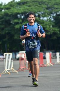 BIB: 067
                            <button type="button" onclick="openModal(5165712)" class="btn btn-primary btn-sm float-right btn-popup" data-toggle="modal" data-target=".modal-high-quality">
                        <i class="fas fa-shopping-cart"></i> Add to Cart
                    </button>
                                            <button type="button" onclick="isThisMe(5165712, true)" class="btn btn-success btn-sm float-right btn-popup btn-isme hidden" data-toggle="tooltip" data-placement="bottom" title="นี่คือรูปของคุณใช่ไหม คลิกที่นี่เพื่อเอาเข้าอัลบั้ม">
                        <i class="fas fa-plus"></i> Add to album
                    </button>
                    <button type="button" onclick="isThisMe(5165712, false)" class="btn btn-warning btn-sm float-right btn-popup btn-isnotme hidden">
                        <i class="fas fa-ban"></i> Remove from album
                    </button>