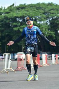 BIB: 172
                            <button type="button" onclick="openModal(5171456)" class="btn btn-primary btn-sm float-right btn-popup" data-toggle="modal" data-target=".modal-high-quality">
                        <i class="fas fa-shopping-cart"></i> Add to Cart
                    </button>
                                            <button type="button" onclick="isThisMe(5171456, true)" class="btn btn-success btn-sm float-right btn-popup btn-isme hidden" data-toggle="tooltip" data-placement="bottom" title="นี่คือรูปของคุณใช่ไหม คลิกที่นี่เพื่อเอาเข้าอัลบั้ม">
                        <i class="fas fa-plus"></i> Add to album
                    </button>
                    <button type="button" onclick="isThisMe(5171456, false)" class="btn btn-warning btn-sm float-right btn-popup btn-isnotme hidden">
                        <i class="fas fa-ban"></i> Remove from album
                    </button>