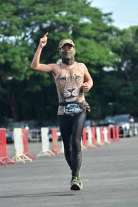 BIB: 0676
                            <button type="button" onclick="openModal(5167666)" class="btn btn-primary btn-sm float-right btn-popup" data-toggle="modal" data-target=".modal-high-quality">
                        <i class="fas fa-shopping-cart"></i> Add to Cart
                    </button>
                                            <button type="button" onclick="isThisMe(5167666, true)" class="btn btn-success btn-sm float-right btn-popup btn-isme hidden" data-toggle="tooltip" data-placement="bottom" title="นี่คือรูปของคุณใช่ไหม คลิกที่นี่เพื่อเอาเข้าอัลบั้ม">
                        <i class="fas fa-plus"></i> Add to album
                    </button>
                    <button type="button" onclick="isThisMe(5167666, false)" class="btn btn-warning btn-sm float-right btn-popup btn-isnotme hidden">
                        <i class="fas fa-ban"></i> Remove from album
                    </button>