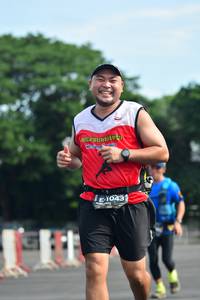 BIB: 1043
                            <button type="button" onclick="openModal(5166832)" class="btn btn-primary btn-sm float-right btn-popup" data-toggle="modal" data-target=".modal-high-quality">
                        <i class="fas fa-shopping-cart"></i> Add to Cart
                    </button>
                                            <button type="button" onclick="isThisMe(5166832, true)" class="btn btn-success btn-sm float-right btn-popup btn-isme hidden" data-toggle="tooltip" data-placement="bottom" title="นี่คือรูปของคุณใช่ไหม คลิกที่นี่เพื่อเอาเข้าอัลบั้ม">
                        <i class="fas fa-plus"></i> Add to album
                    </button>
                    <button type="button" onclick="isThisMe(5166832, false)" class="btn btn-warning btn-sm float-right btn-popup btn-isnotme hidden">
                        <i class="fas fa-ban"></i> Remove from album
                    </button>