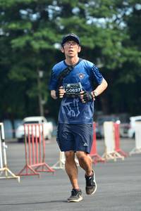 BIB: 0637
                            <button type="button" onclick="openModal(5164433)" class="btn btn-primary btn-sm float-right btn-popup" data-toggle="modal" data-target=".modal-high-quality">
                        <i class="fas fa-shopping-cart"></i> Add to Cart
                    </button>
                                            <button type="button" onclick="isThisMe(5164433, true)" class="btn btn-success btn-sm float-right btn-popup btn-isme hidden" data-toggle="tooltip" data-placement="bottom" title="นี่คือรูปของคุณใช่ไหม คลิกที่นี่เพื่อเอาเข้าอัลบั้ม">
                        <i class="fas fa-plus"></i> Add to album
                    </button>
                    <button type="button" onclick="isThisMe(5164433, false)" class="btn btn-warning btn-sm float-right btn-popup btn-isnotme hidden">
                        <i class="fas fa-ban"></i> Remove from album
                    </button>