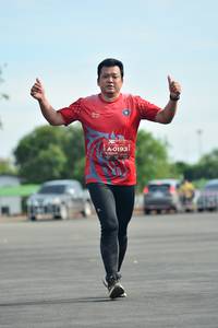 BIB: 0193
                            <button type="button" onclick="openModal(5164892)" class="btn btn-primary btn-sm float-right btn-popup" data-toggle="modal" data-target=".modal-high-quality">
                        <i class="fas fa-shopping-cart"></i> Add to Cart
                    </button>
                                            <button type="button" onclick="isThisMe(5164892, true)" class="btn btn-success btn-sm float-right btn-popup btn-isme hidden" data-toggle="tooltip" data-placement="bottom" title="นี่คือรูปของคุณใช่ไหม คลิกที่นี่เพื่อเอาเข้าอัลบั้ม">
                        <i class="fas fa-plus"></i> Add to album
                    </button>
                    <button type="button" onclick="isThisMe(5164892, false)" class="btn btn-warning btn-sm float-right btn-popup btn-isnotme hidden">
                        <i class="fas fa-ban"></i> Remove from album
                    </button>