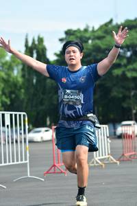 BIB: 0450
                            <button type="button" onclick="openModal(5168019)" class="btn btn-primary btn-sm float-right btn-popup" data-toggle="modal" data-target=".modal-high-quality">
                        <i class="fas fa-shopping-cart"></i> Add to Cart
                    </button>
                                            <button type="button" onclick="isThisMe(5168019, true)" class="btn btn-success btn-sm float-right btn-popup btn-isme hidden" data-toggle="tooltip" data-placement="bottom" title="นี่คือรูปของคุณใช่ไหม คลิกที่นี่เพื่อเอาเข้าอัลบั้ม">
                        <i class="fas fa-plus"></i> Add to album
                    </button>
                    <button type="button" onclick="isThisMe(5168019, false)" class="btn btn-warning btn-sm float-right btn-popup btn-isnotme hidden">
                        <i class="fas fa-ban"></i> Remove from album
                    </button>