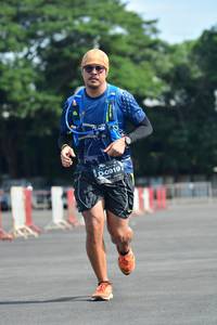 BIB: 0919
                            <button type="button" onclick="openModal(5171936)" class="btn btn-primary btn-sm float-right btn-popup" data-toggle="modal" data-target=".modal-high-quality">
                        <i class="fas fa-shopping-cart"></i> Add to Cart
                    </button>
                                            <button type="button" onclick="isThisMe(5171936, true)" class="btn btn-success btn-sm float-right btn-popup btn-isme hidden" data-toggle="tooltip" data-placement="bottom" title="นี่คือรูปของคุณใช่ไหม คลิกที่นี่เพื่อเอาเข้าอัลบั้ม">
                        <i class="fas fa-plus"></i> Add to album
                    </button>
                    <button type="button" onclick="isThisMe(5171936, false)" class="btn btn-warning btn-sm float-right btn-popup btn-isnotme hidden">
                        <i class="fas fa-ban"></i> Remove from album
                    </button>