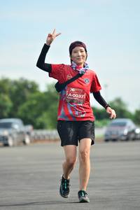 BIB: 0037
                            <button type="button" onclick="openModal(5165903)" class="btn btn-primary btn-sm float-right btn-popup" data-toggle="modal" data-target=".modal-high-quality">
                        <i class="fas fa-shopping-cart"></i> Add to Cart
                    </button>
                                            <button type="button" onclick="isThisMe(5165903, true)" class="btn btn-success btn-sm float-right btn-popup btn-isme hidden" data-toggle="tooltip" data-placement="bottom" title="นี่คือรูปของคุณใช่ไหม คลิกที่นี่เพื่อเอาเข้าอัลบั้ม">
                        <i class="fas fa-plus"></i> Add to album
                    </button>
                    <button type="button" onclick="isThisMe(5165903, false)" class="btn btn-warning btn-sm float-right btn-popup btn-isnotme hidden">
                        <i class="fas fa-ban"></i> Remove from album
                    </button>