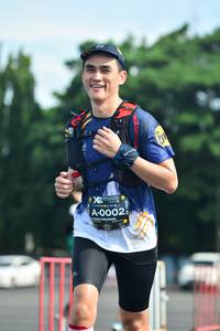 BIB: 0002
                            <button type="button" onclick="openModal(5169538)" class="btn btn-primary btn-sm float-right btn-popup" data-toggle="modal" data-target=".modal-high-quality">
                        <i class="fas fa-shopping-cart"></i> Add to Cart
                    </button>
                                            <button type="button" onclick="isThisMe(5169538, true)" class="btn btn-success btn-sm float-right btn-popup btn-isme hidden" data-toggle="tooltip" data-placement="bottom" title="นี่คือรูปของคุณใช่ไหม คลิกที่นี่เพื่อเอาเข้าอัลบั้ม">
                        <i class="fas fa-plus"></i> Add to album
                    </button>
                    <button type="button" onclick="isThisMe(5169538, false)" class="btn btn-warning btn-sm float-right btn-popup btn-isnotme hidden">
                        <i class="fas fa-ban"></i> Remove from album
                    </button>